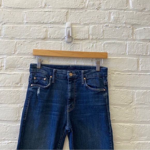 MOTHER || High Waisted Looker Ankle Fray in Close To The Edge Blue 25 - Picture 2 of 12